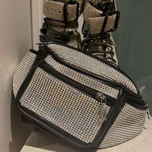 Fanny pack festival must have accessory